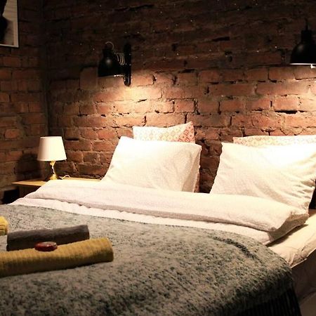 Апартаменты Unique Brick 5 - Old Town & Market Square Краков Экстерьер фото