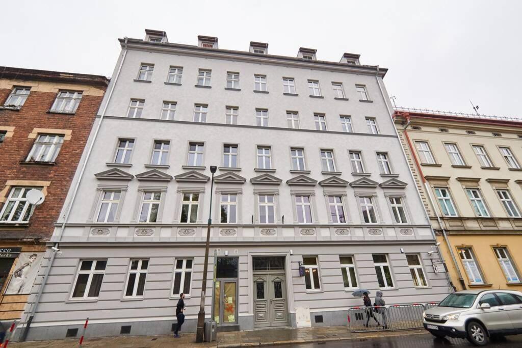 Апартаменты Unique Brick 5 - Old Town & Market Square Краков Экстерьер фото